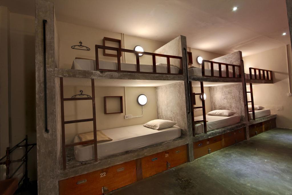 Kayun Hostel Legian Værelse billede
