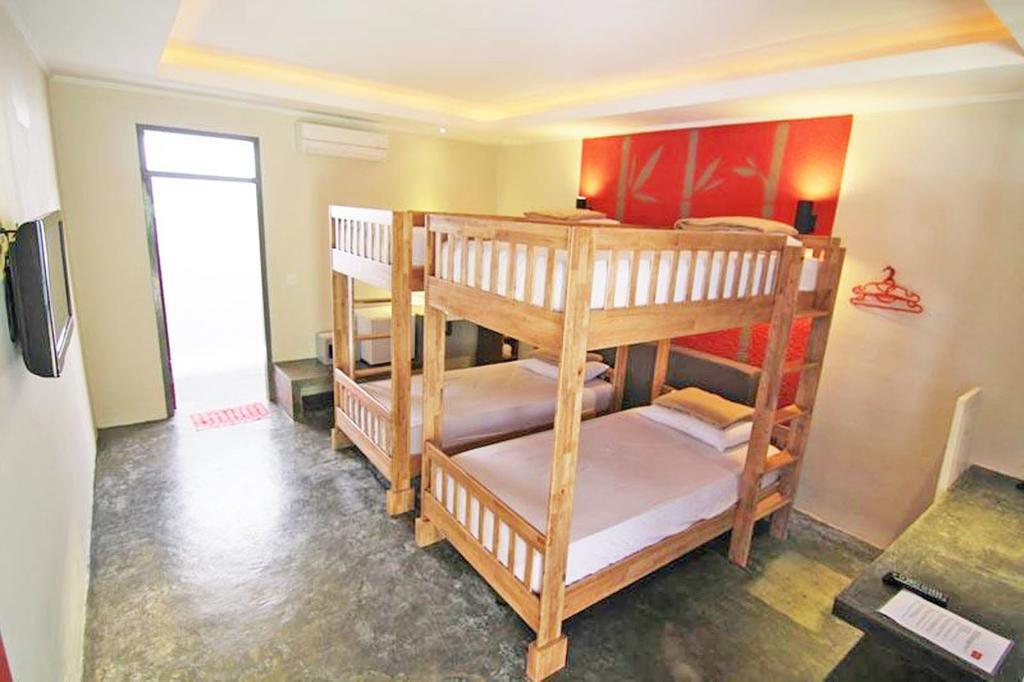 Kayun Hostel Legian Værelse billede