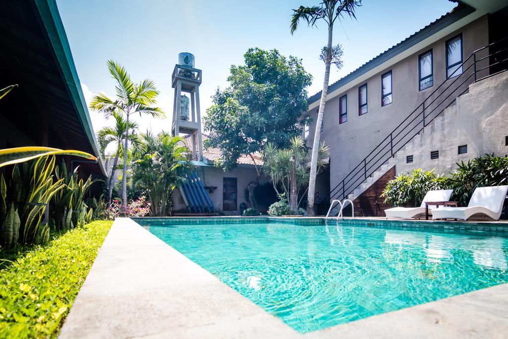 Kayun Hostel Legian Værelse billede