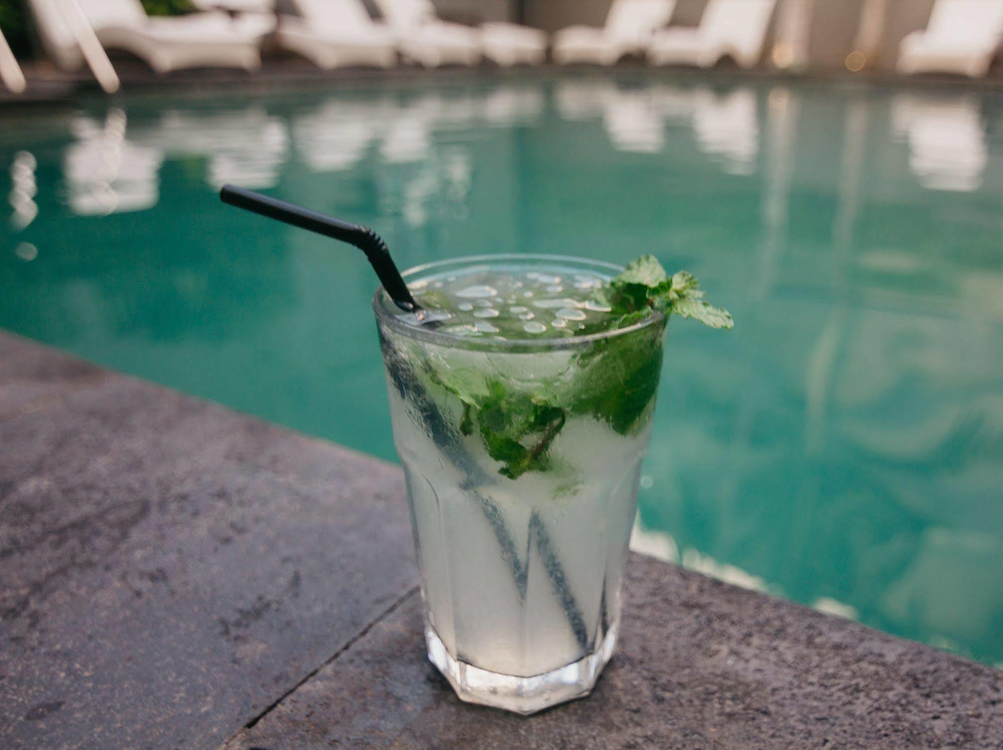 Kayun Hostel Legian Eksteriør billede