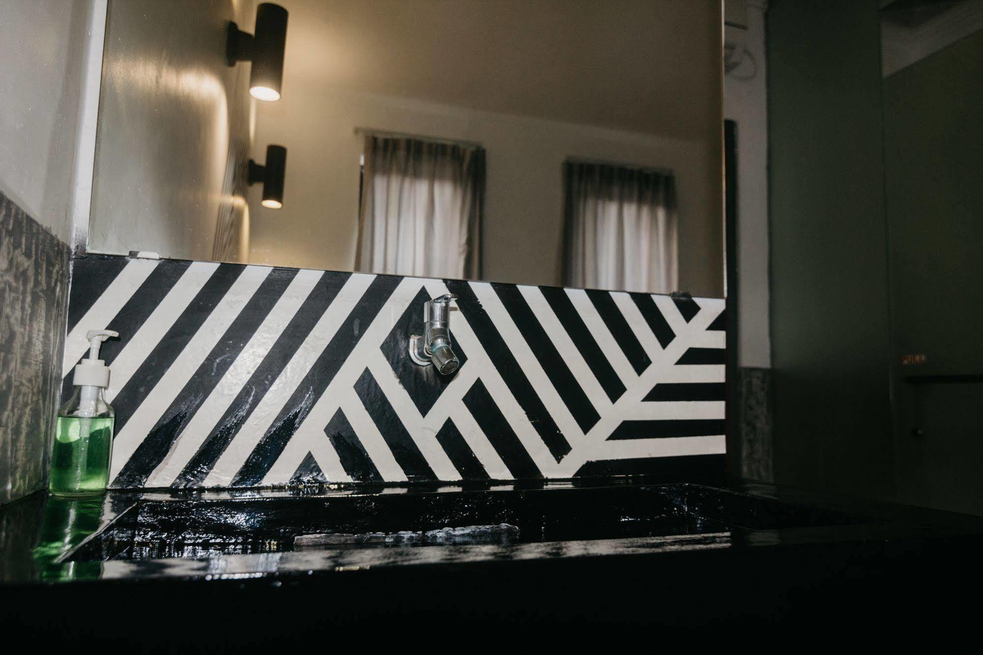 Kayun Hostel Legian Eksteriør billede