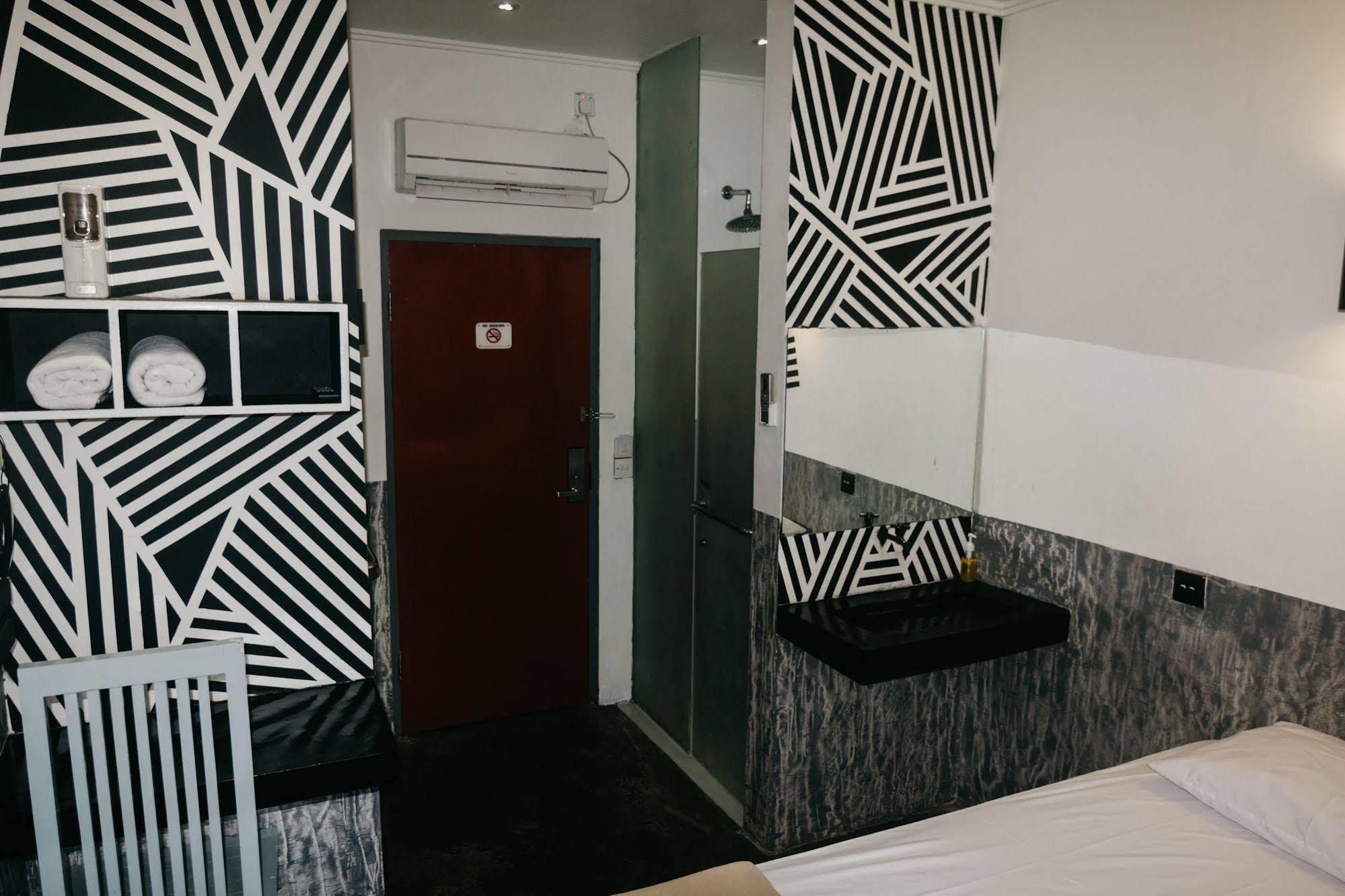 Kayun Hostel Legian Eksteriør billede