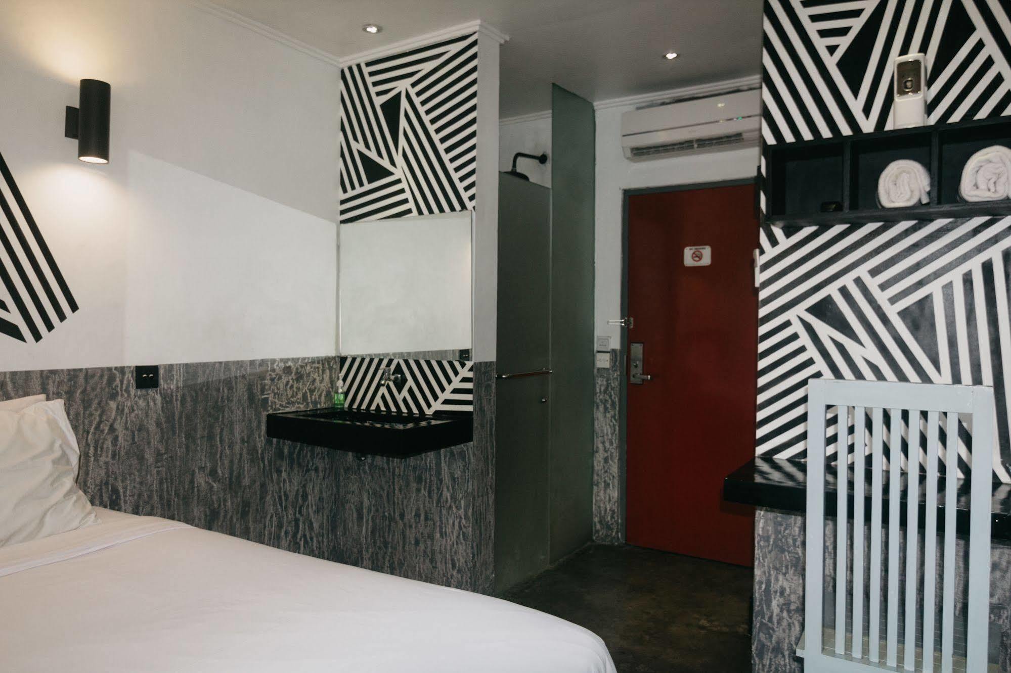 Kayun Hostel Legian Eksteriør billede