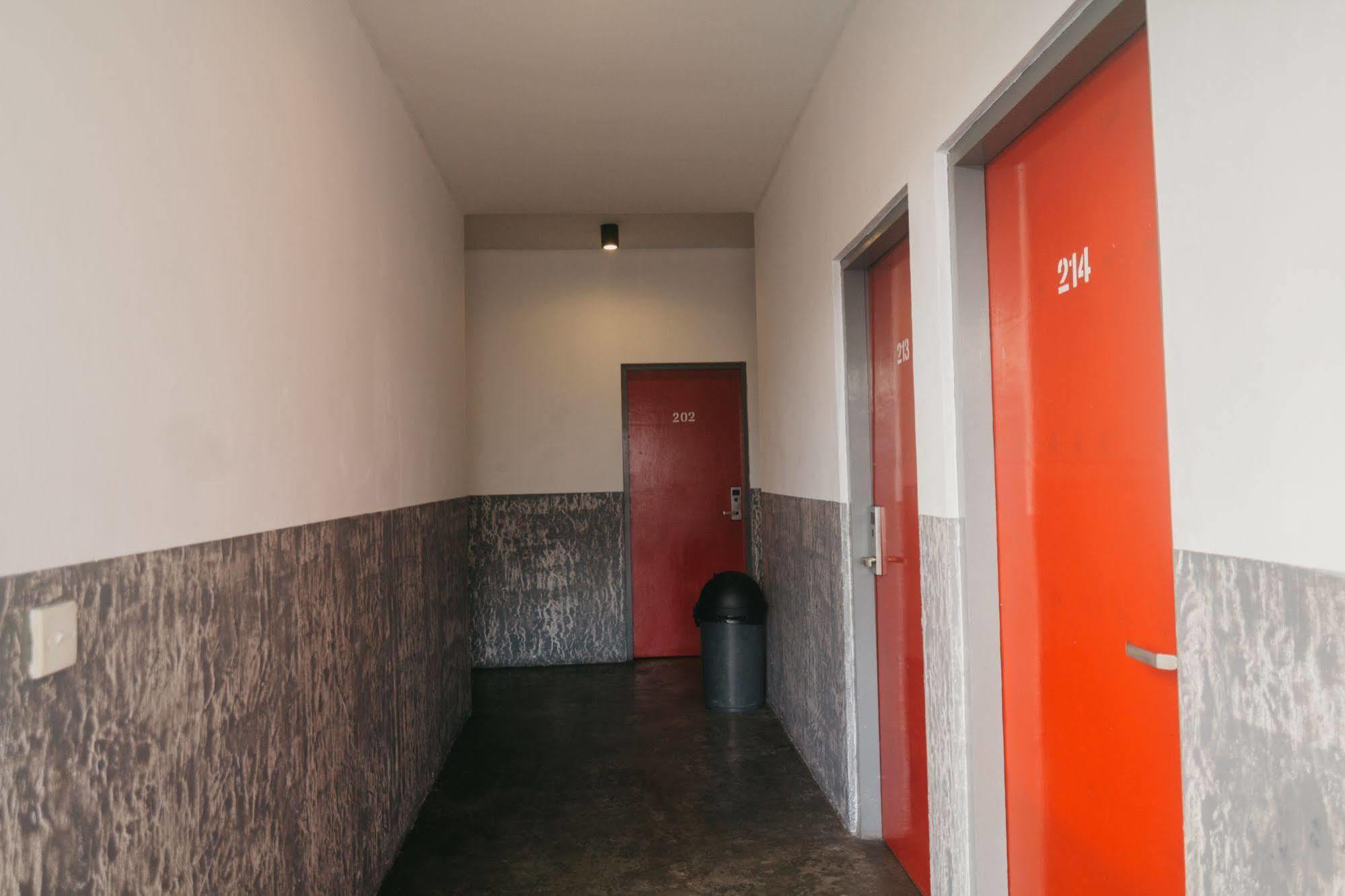 Kayun Hostel Legian Eksteriør billede