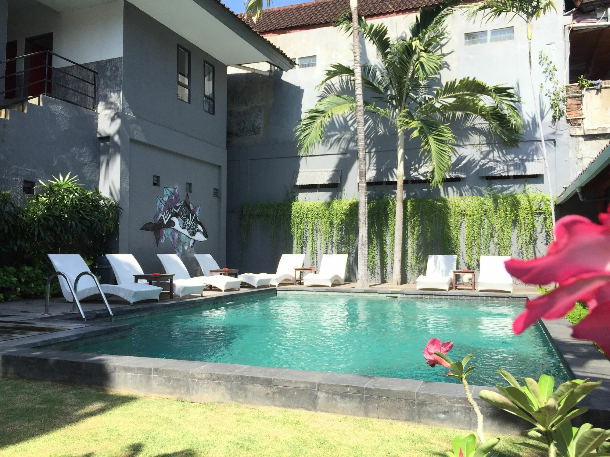 Kayun Hostel Legian Eksteriør billede